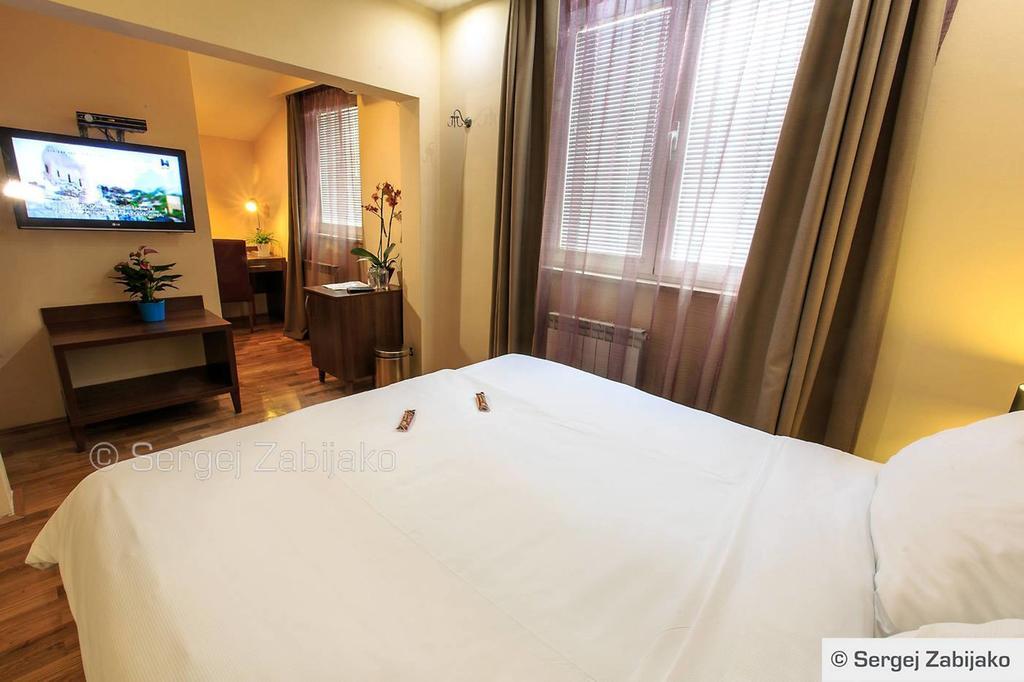 Hotel M Podgorica Room photo