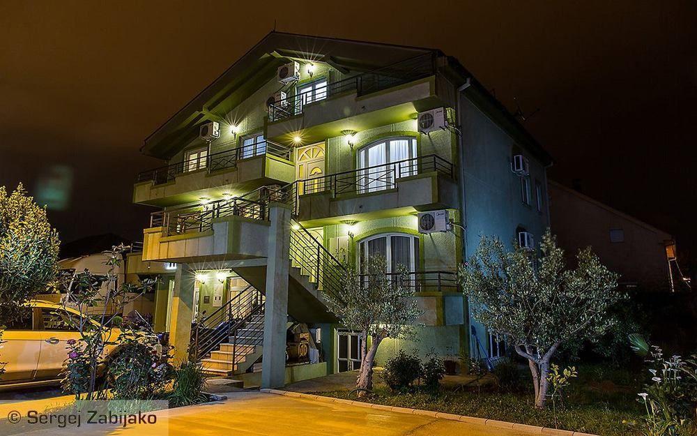Hotel M Podgorica Exterior photo
