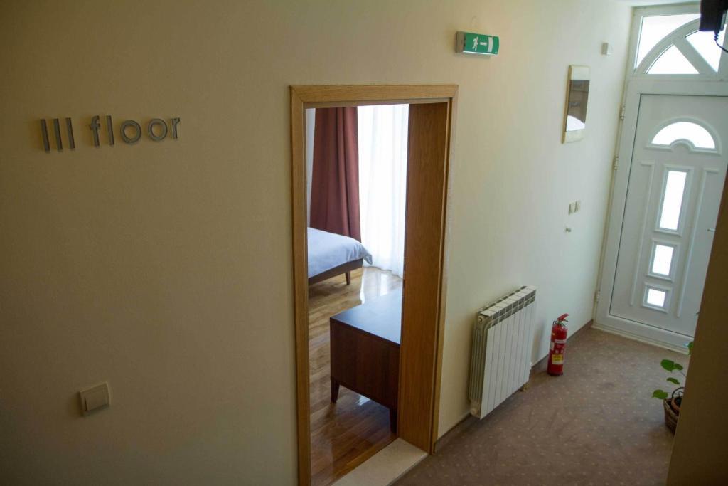 Hotel M Podgorica Room photo