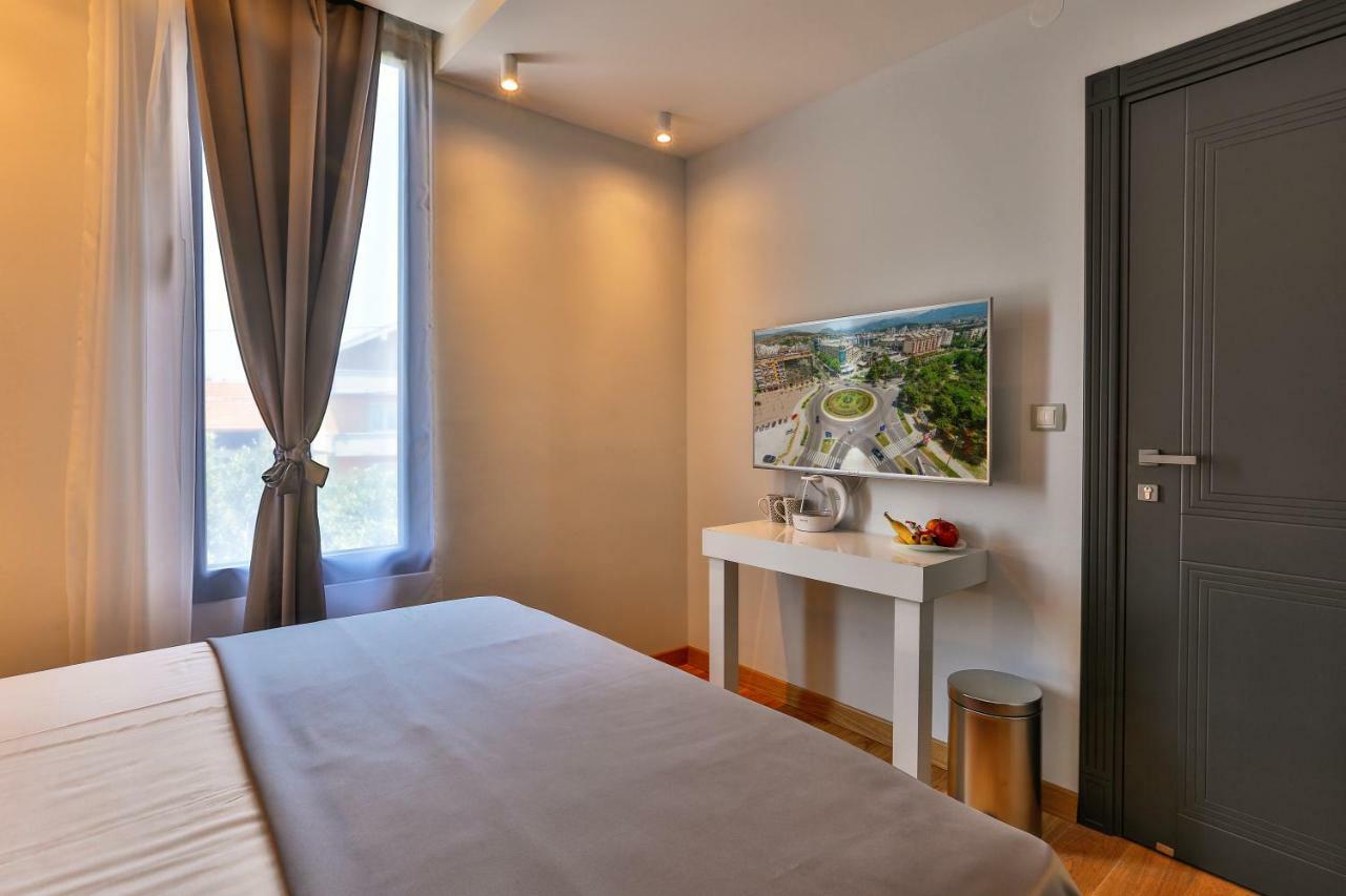 Hotel M Podgorica Exterior photo