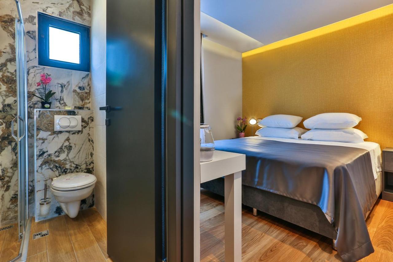 Hotel M Podgorica Exterior photo